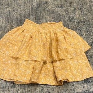 Flowery yellow ruffles skirt